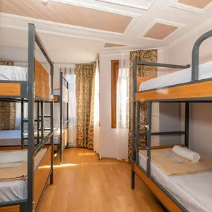 Taksim Wooden House Стамбул